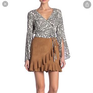 BB DAKOTA IT'S A VIBE SKIRT NWT